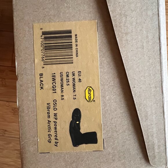 Japanese-inspired waterproof winter boots - Picture 3 of 7